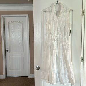 Eva Mendes (NWT)midi dress size medium